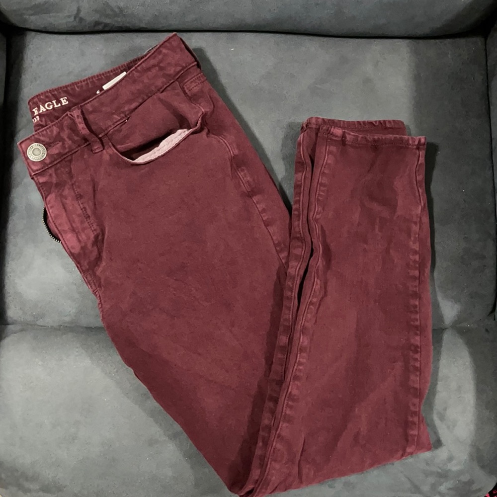American eagle size 12 burgundy jeans